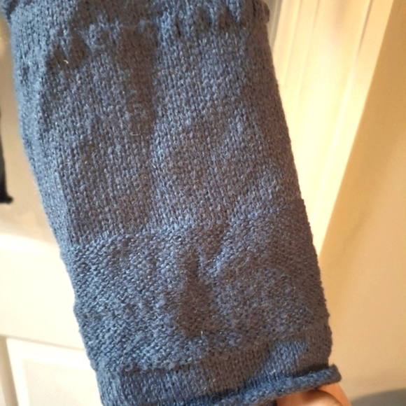 Plus Size Easel Sweater - Picture 6 of 7